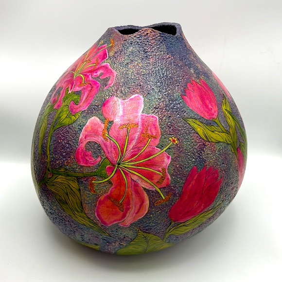 “StarGazer Lily Vase” Original Gourd Art Vessel / Vase Kristina Simkins ©2014 - Picture 8 of 17